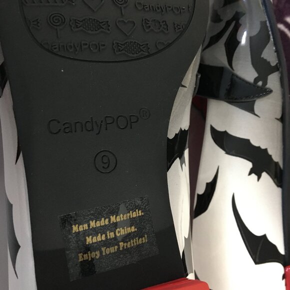 Batty black white and red design from  Candy Pop Mary Jane round toe shoes‎ - Picture 5 of 7